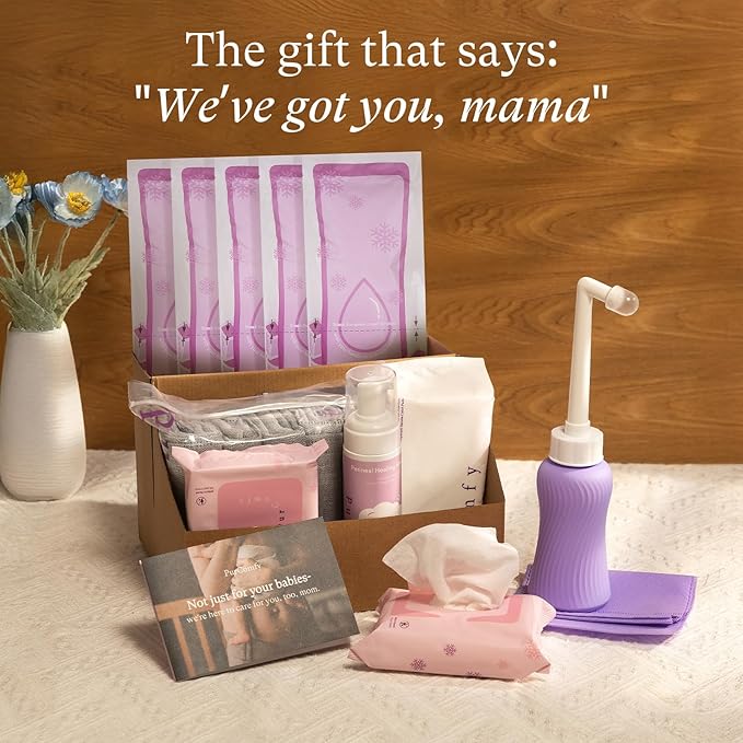 PurComfy 18 Pcs Postpartum Essentials Recovery Kit, Includes 5 Disposable Underwear, 24 Perineal Soothing Pad Liners, Perineal Soothing Foam, 5 Instant Ice Pads, Peri Bottle and 5 Postpartum Pads