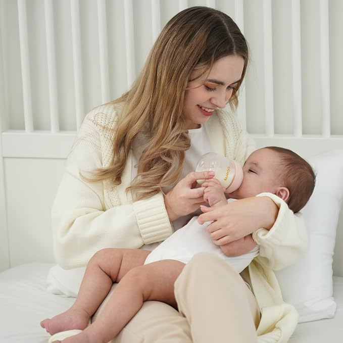 Glass Baby Bottles,Anti Colic Breastfeeding Bottle with Natural Response Nipple Size S,Wide Neck Slow Flow Baby Bottle for Baby,Newborn,Preemie 0-3 0-6 Month,BPA Free (Blue, 1 Pack, 4 Ounce)