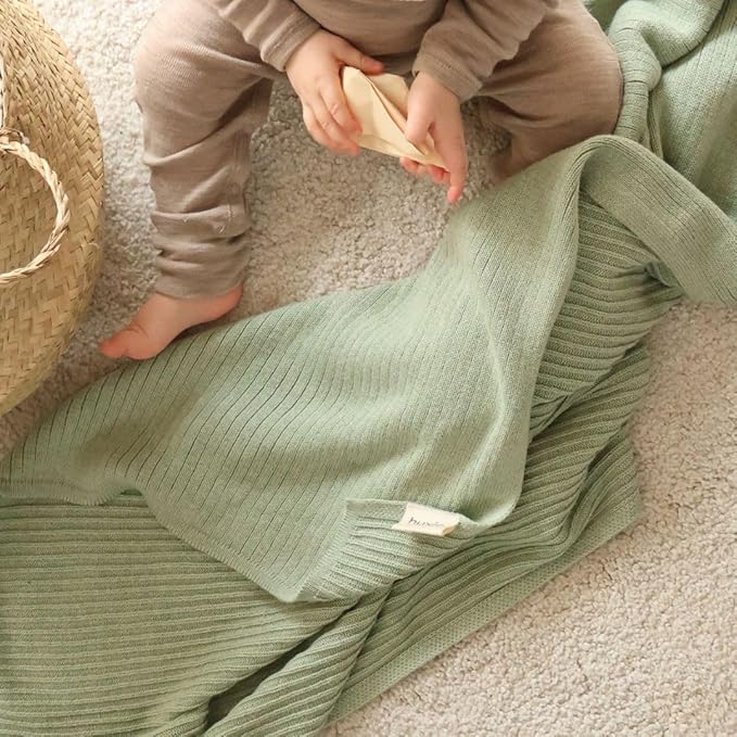 Knitted Organic Cotton Baby Blanket- Swaddle Blanket, 30" x 40" Soft Receiving Blanket for Newborn (Ribbed - Fog)