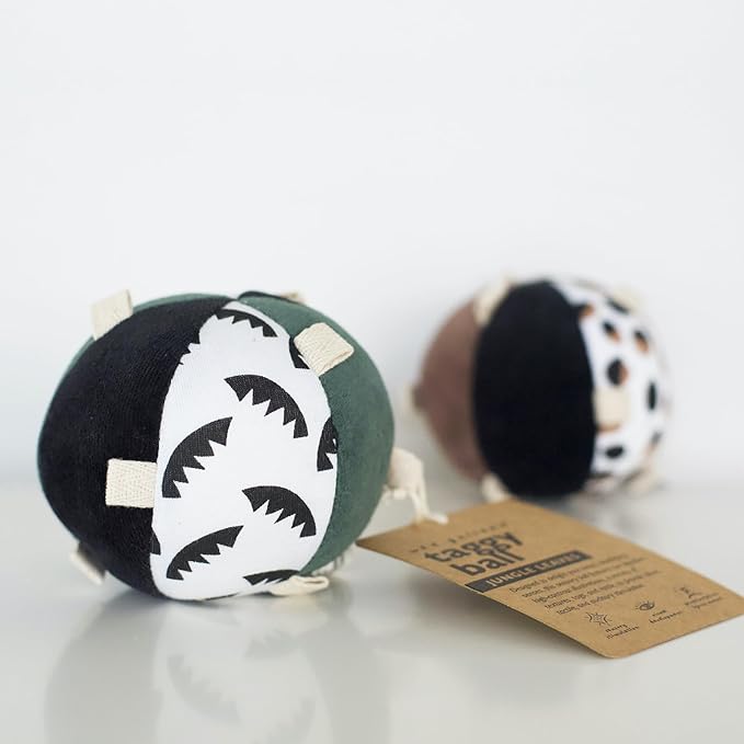 Wee Gallery Taggy Ball with Rattle, Soft Sensory Baby Toy, Sensory Ball with Organic Cotton Fabric, Little Tags & Gentle Rattle for Tummy Time, Grasping & Developmental Play, Jungle