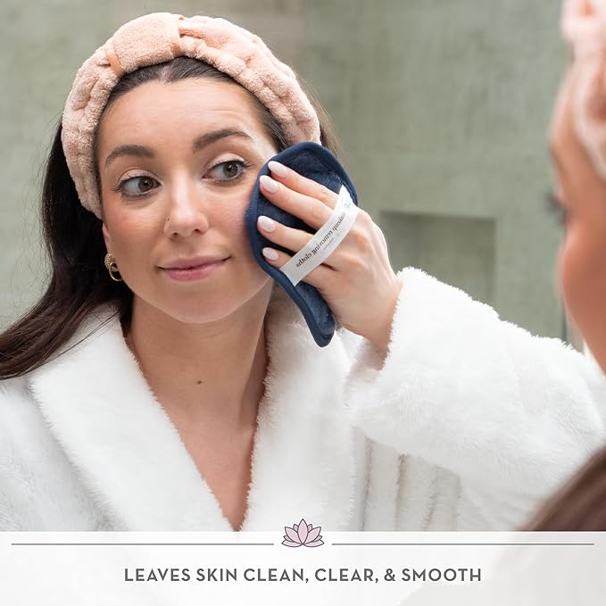 S&T INC. Makeup Remover Wipes for Skin Care, Reusable Makeup Wipes with Laundry Bag, Travel Essentials, Assorted Colors, 4.5 Inch by 6.5 Inch, 7 Pack