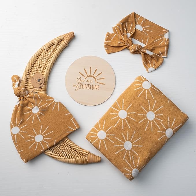 Miaoberry 100% Organic Sunshine Baby Muslin Swaddle Blankets for Boy or Girl with Hat and Wooden Hello World Newborn Sign, Gender Neutral Newborn Photography Outfits, Unisex Birth Announcement Sign