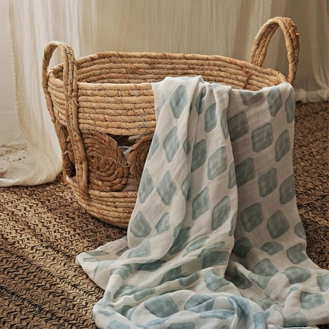 Gllquen Baby Muslin Swaddle Blankets 4-Pack Breathable Receiving Blankets (35" x 40") Soft Baby Blankets for Girls and Boys Newborn Essentials Muslin Burp Cloths Swaddle Wrap Baby Gift(Apple Paradise)