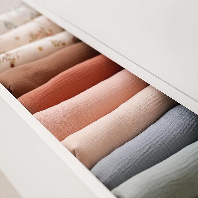 Konssy Muslin Swaddle Blankets for Boys Girls, 2 Pack Receiving Baby Blanket Large 47 x 47 inches, Soft Breathable Swaddling Wrap for Unisex Newborn (Blossom,Cream)