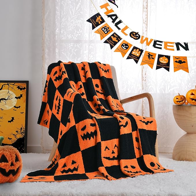 Halloween Pumpkin Throw Blanket - Checkerboard Pattern with Spooky Pumpkin Faces - Soft Flannel Cozy Blanket for Couch, Bed & Fall Decor - Horror Style Halloween Blanket (50"x60")