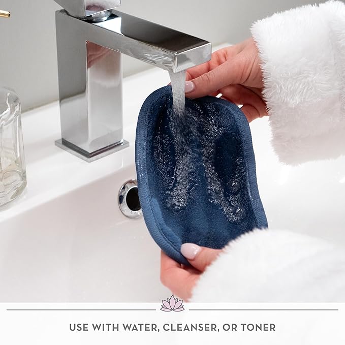 S&T INC. Makeup Remover Wipes for Skin Care, Reusable Makeup Wipes with Laundry Bag, Travel Essentials, Assorted Colors, 4.5 Inch by 6.5 Inch, 7 Pack